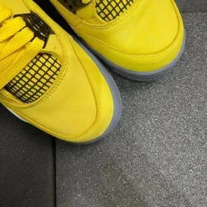 Nike | Shoes | Nouvelle Air Jordan 4 Retro Gs Lightning 47  display picture 1